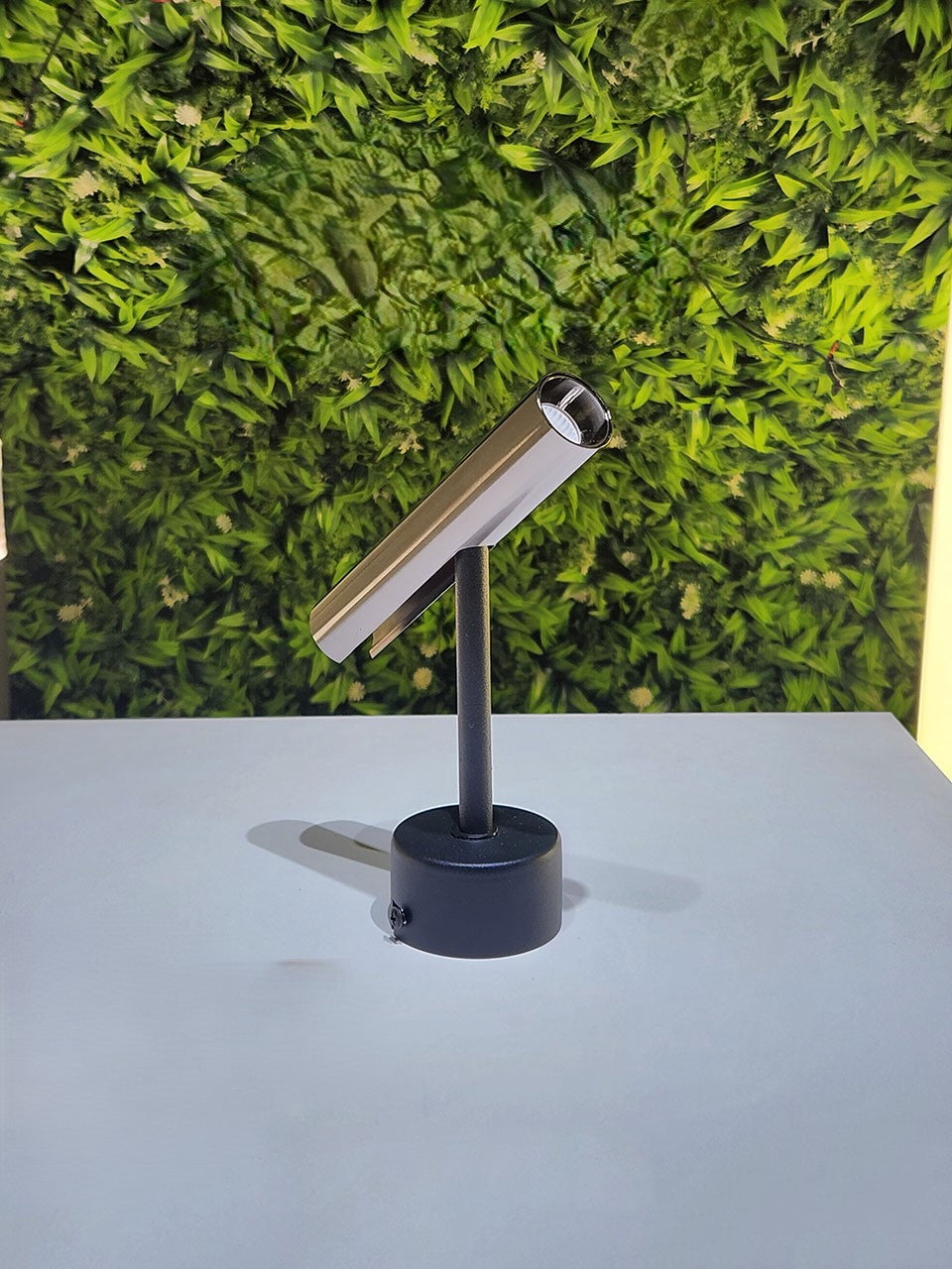 GLOW CANON SPOTLIGHT