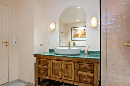 GLOW IRIS WALL SCONCE