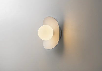 GLOW IRIS WALL SCONCE
