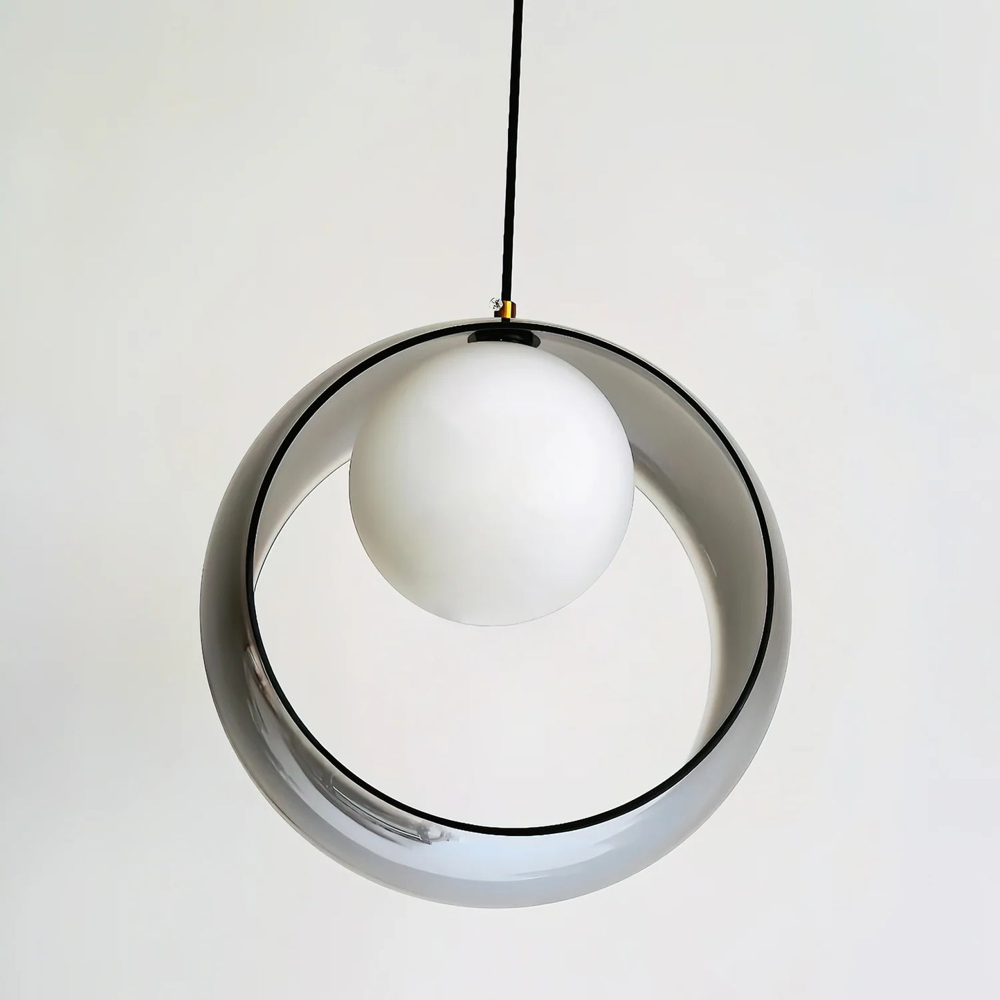 GLOW MOTHER PEARL PENDANT LIGHT